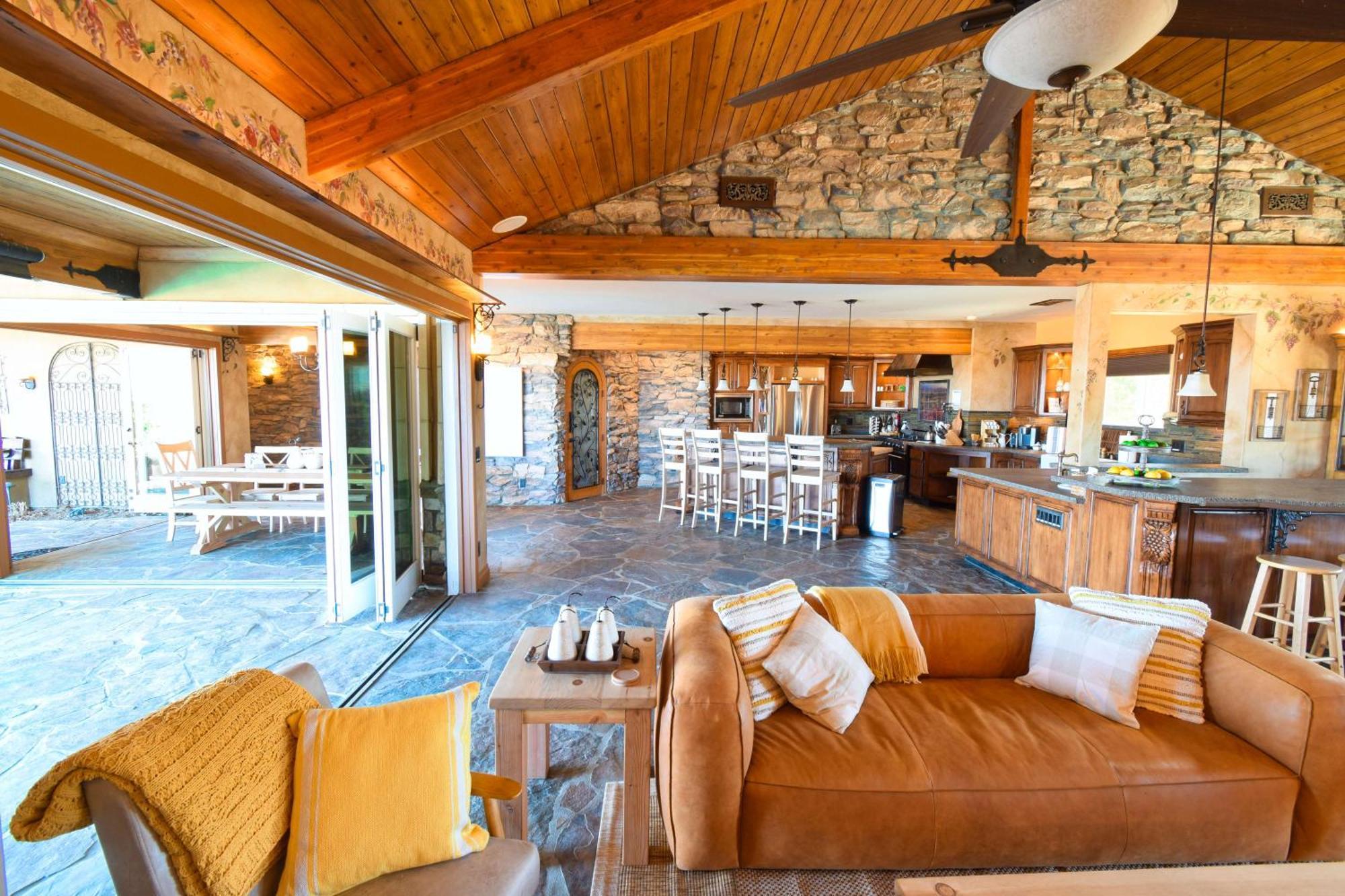 Peppertree Lane Ranch -- Seven-Acre Ranch In The Heart Of Wine Country Otel Temecula Dış mekan fotoğraf