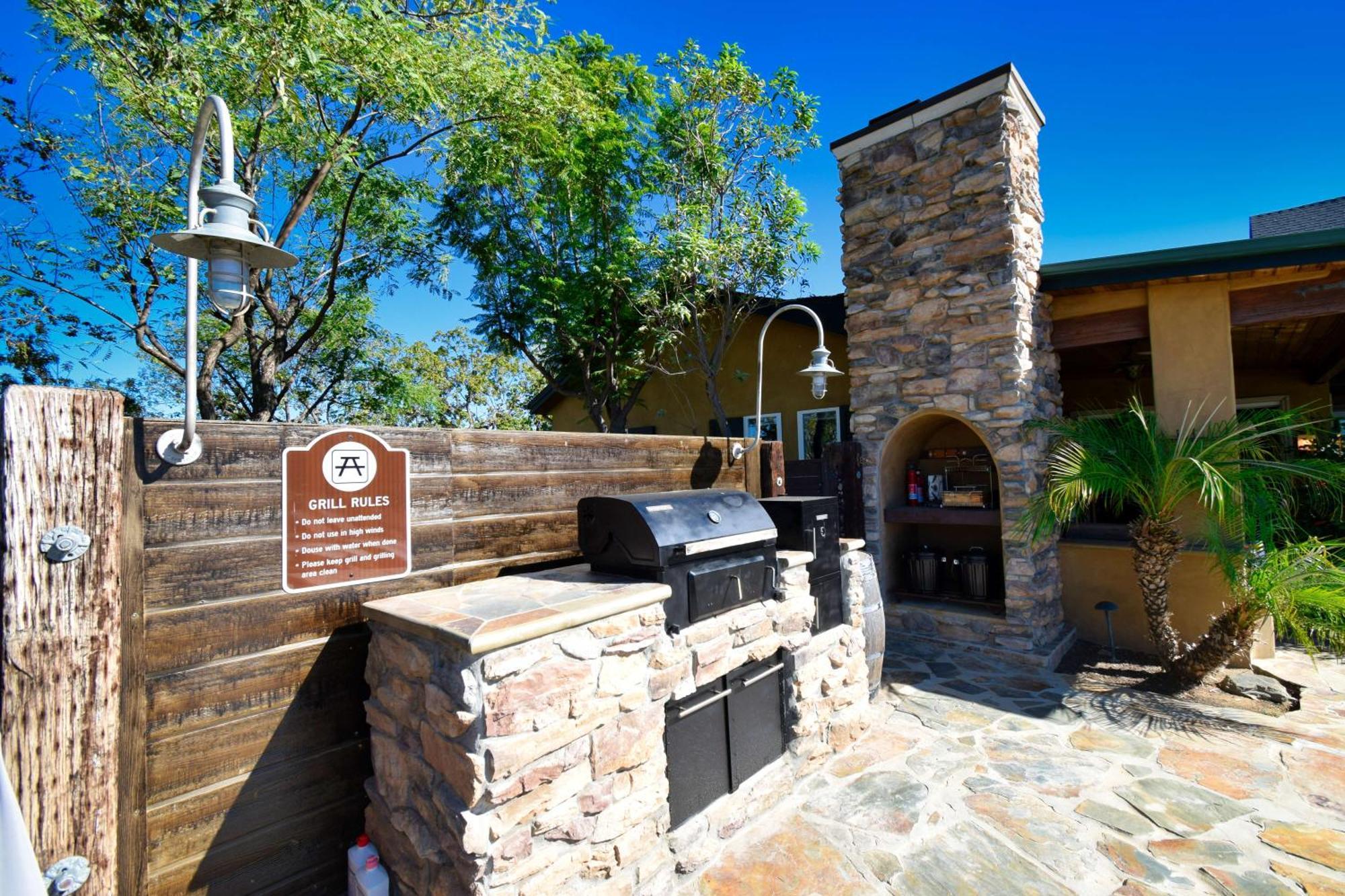 Peppertree Lane Ranch -- Seven-Acre Ranch In The Heart Of Wine Country Otel Temecula Dış mekan fotoğraf