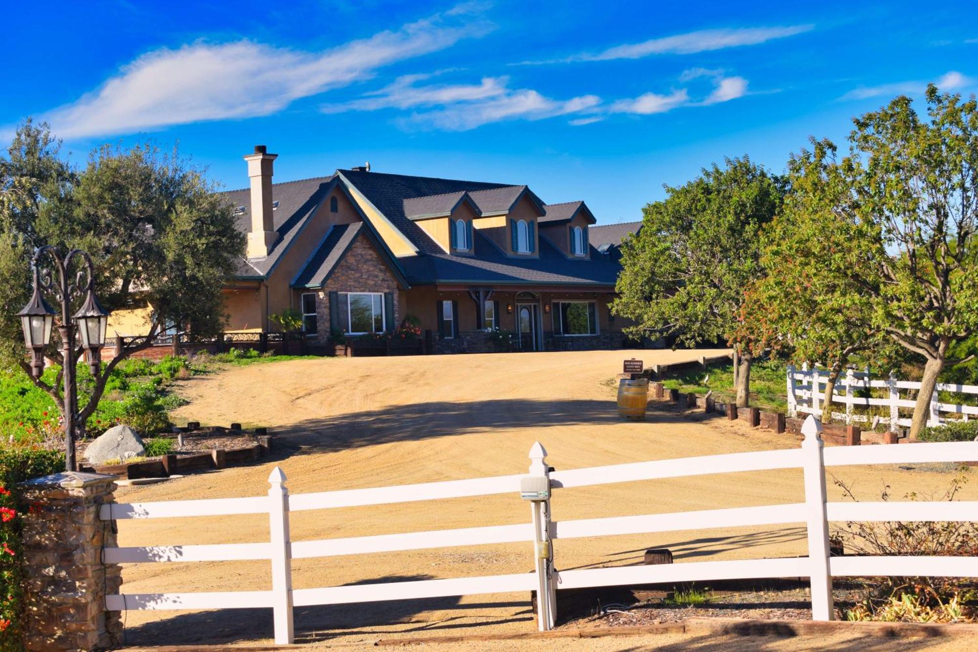 Peppertree Lane Ranch -- Seven-Acre Ranch In The Heart Of Wine Country Otel Temecula Dış mekan fotoğraf